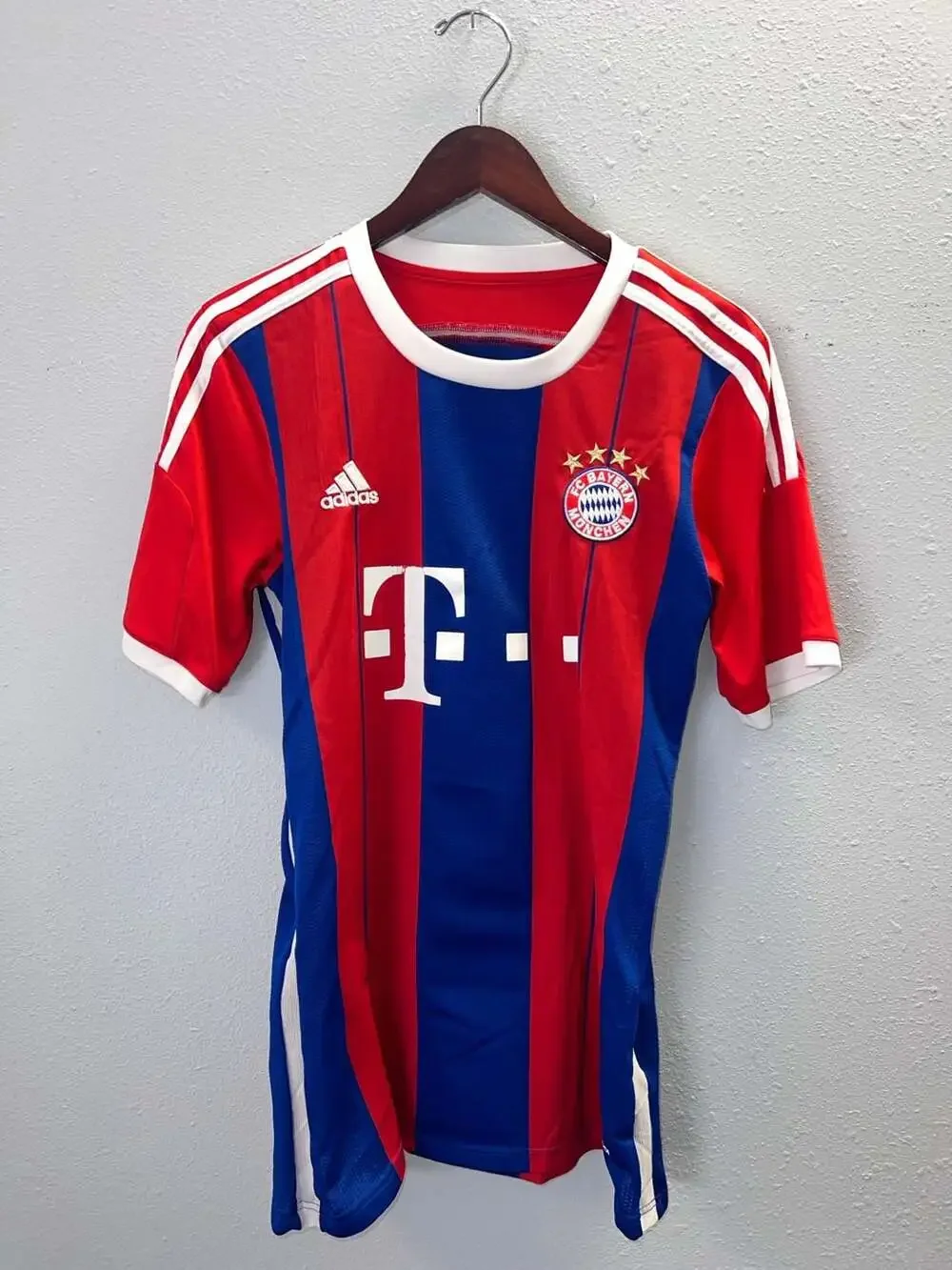 Adidas FC Bayern Munchen 2014-15 Home Soccer Jersey Garza 22 Climacool Med 0340